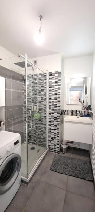 T2 Pool & Terrasse - Parking - Metro - Wifi Apartment Toulouse Luaran gambar